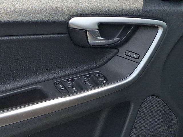 2010 Volvo XC60 T6