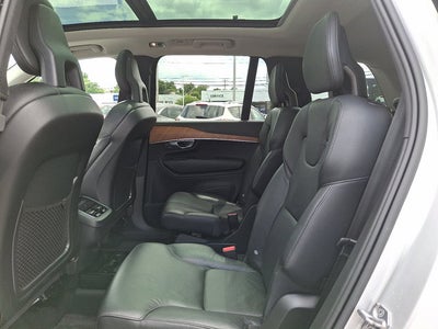 2021 Volvo XC90 Momentum