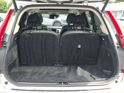 2021 Volvo XC90 Momentum