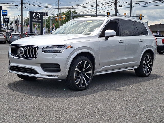 2021 Volvo XC90 Momentum