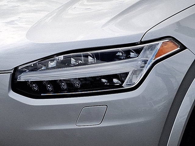 2021 Volvo XC90 Momentum