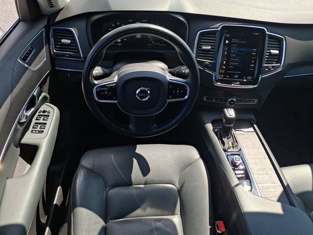 2020 Volvo XC90 Momentum