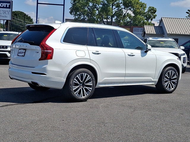 2020 Volvo XC90 Momentum