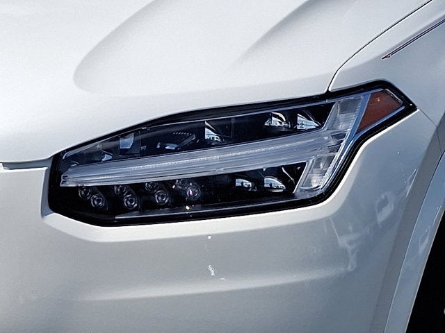 2020 Volvo XC90 Momentum