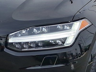 2022 Volvo XC90 Inscription