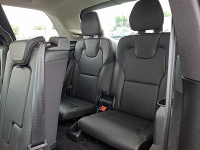 2023 Volvo XC90 Recharge Plug-In Hybrid Ultimate Bright Theme