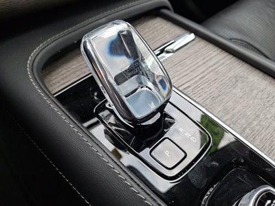 2023 Volvo XC90 Recharge Plug-In Hybrid Ultimate Bright Theme