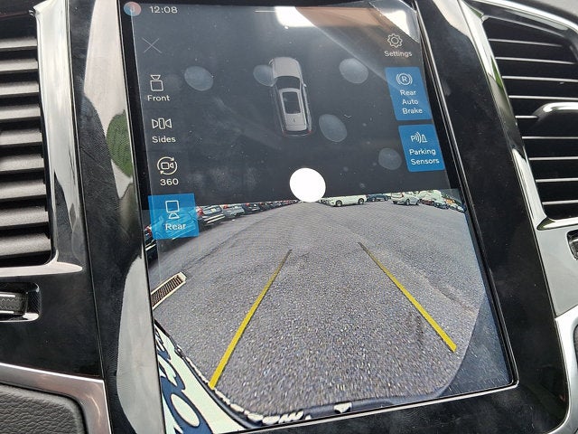 2023 Volvo XC90 Recharge Plug-In Hybrid Ultimate Bright Theme