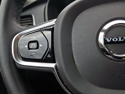 2023 Volvo XC90 Recharge Plug-In Hybrid Ultimate Bright Theme