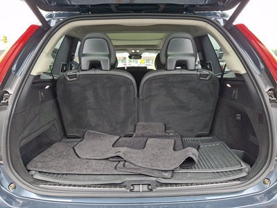 2023 Volvo XC90 Recharge Plug-In Hybrid Ultimate Bright Theme