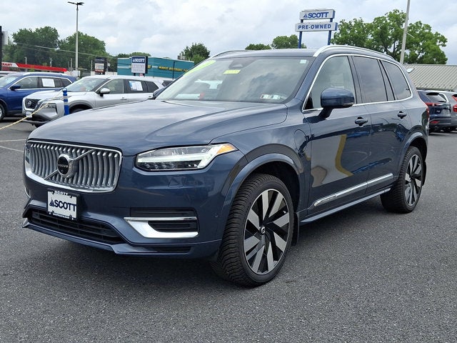 2023 Volvo XC90 Recharge Plug-In Hybrid Ultimate Bright Theme
