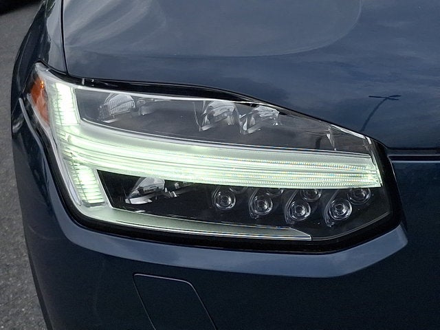 2023 Volvo XC90 Recharge Plug-In Hybrid Ultimate Bright Theme