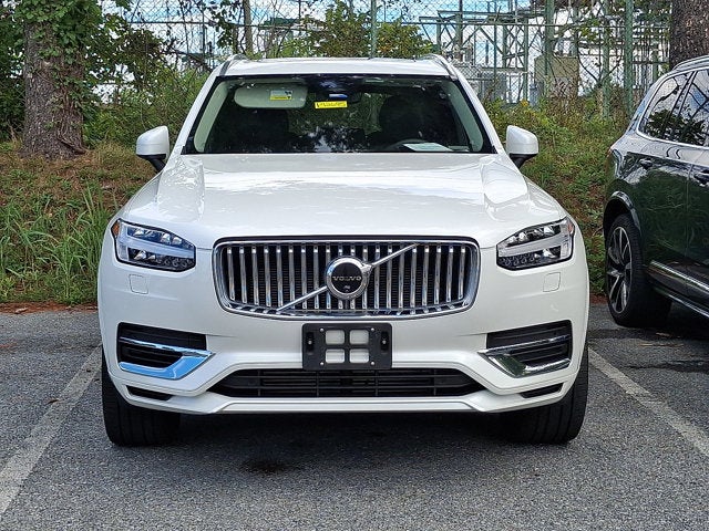 2024 Volvo XC90 Recharge Plug-In Hybrid Ultimate Bright Theme