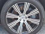 2024 Volvo XC90 Recharge Plug-In Hybrid Ultimate Bright Theme