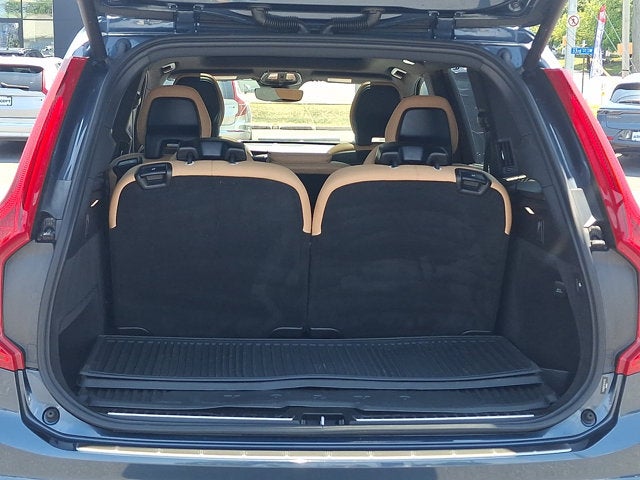 2024 Volvo XC90 Recharge Plug-In Hybrid Ultimate Bright Theme