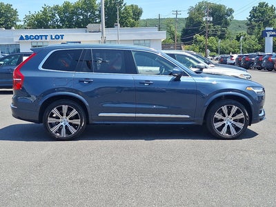 2024 Volvo XC90 Recharge Plug-In Hybrid Ultimate Bright Theme