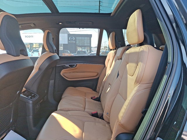 2024 Volvo XC90 Recharge Plug-In Hybrid Ultimate Bright Theme