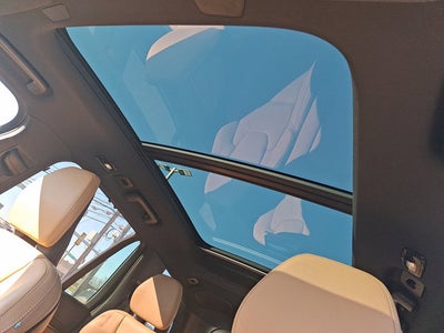 2024 Volvo XC90 Recharge Plug-In Hybrid Ultimate Bright Theme