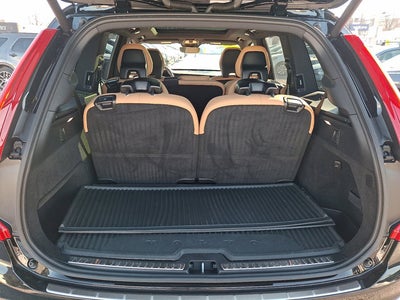 2024 Volvo XC90 Recharge Plug-In Hybrid Ultimate Bright Theme