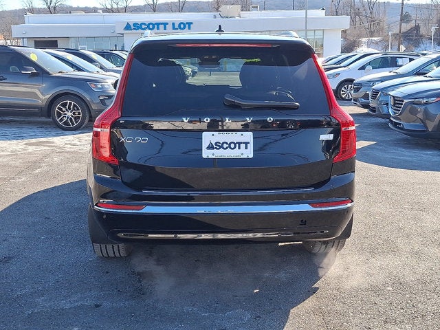 2024 Volvo XC90 Recharge Plug-In Hybrid Ultimate Bright Theme