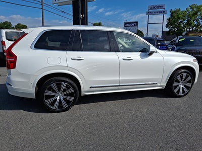 2024 Volvo XC90 Recharge Plug-In Hybrid Ultimate Bright Theme
