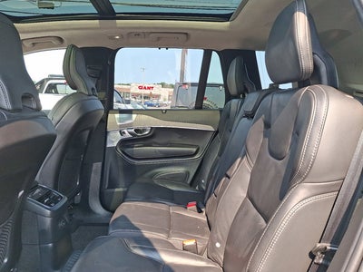 2024 Volvo XC90 Recharge Plug-In Hybrid Ultimate Bright Theme