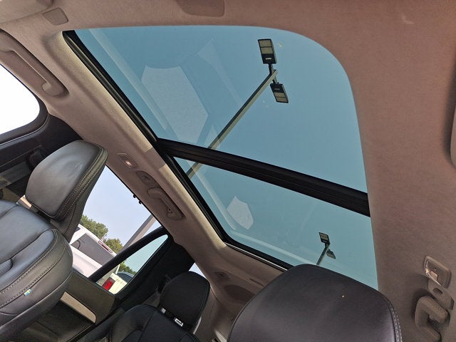 2024 Volvo XC90 Recharge Plug-In Hybrid Ultimate Bright Theme