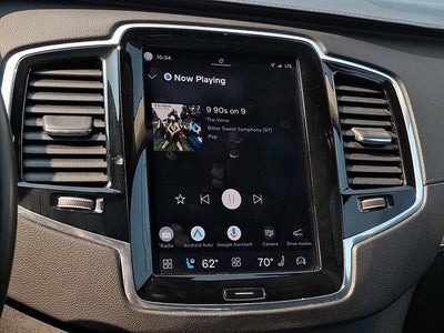 2024 Volvo XC90 Recharge Plug-In Hybrid Ultimate Bright Theme