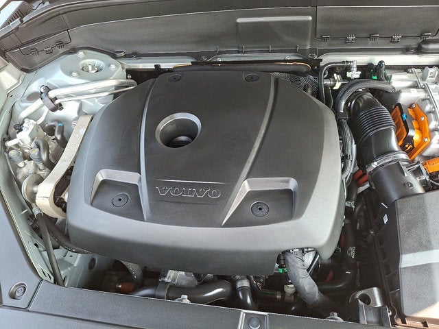 2024 Volvo XC90 Recharge Plug-In Hybrid Ultimate Bright Theme