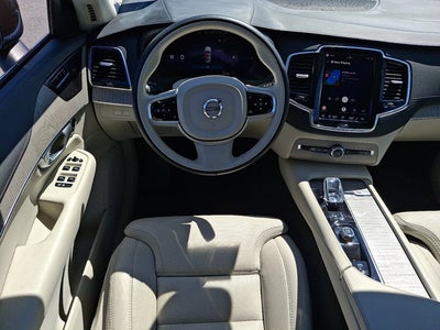 2024 Volvo XC90 Recharge Plug-In Hybrid Ultimate Bright Theme