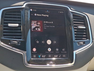 2024 Volvo XC90 Recharge Plug-In Hybrid Ultimate Bright Theme