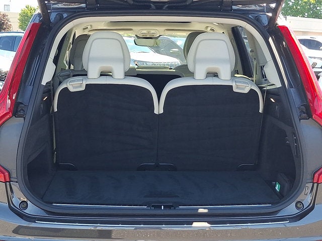 2024 Volvo XC90 Recharge Plug-In Hybrid Ultimate Bright Theme