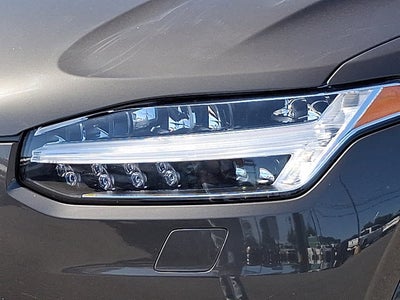 2024 Volvo XC90 Recharge Plug-In Hybrid Ultimate Bright Theme