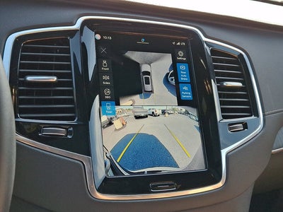 2024 Volvo XC90 Recharge Plug-In Hybrid Ultimate Bright Theme