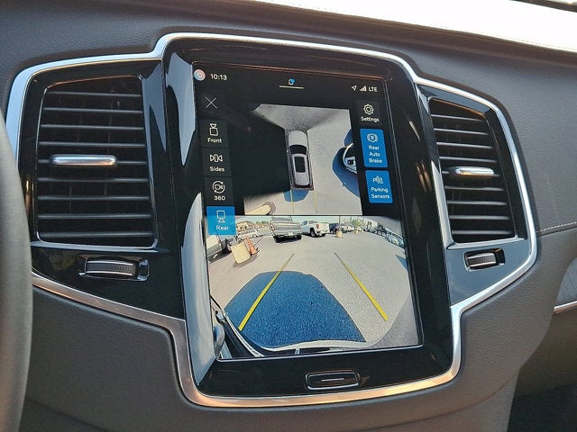 2024 Volvo XC90 Recharge Plug-In Hybrid Ultimate Bright Theme