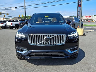2024 Volvo XC90 Recharge Plug-In Hybrid Ultimate Bright Theme