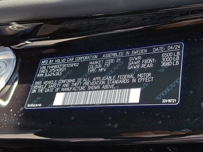 2024 Volvo XC90 Recharge Plug-In Hybrid Ultimate Bright Theme
