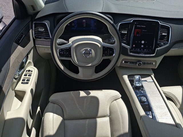 2024 Volvo XC90 Recharge Plug-In Hybrid Ultimate Bright Theme