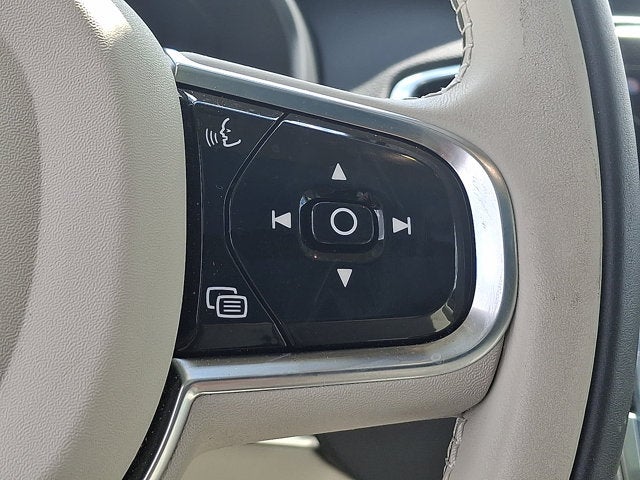 2024 Volvo XC90 Recharge Plug-In Hybrid Ultimate Bright Theme