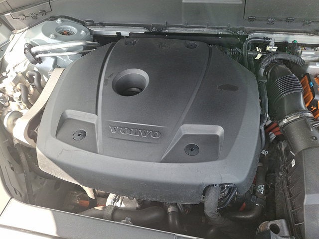 2024 Volvo XC90 Recharge Plug-In Hybrid Ultimate Bright Theme