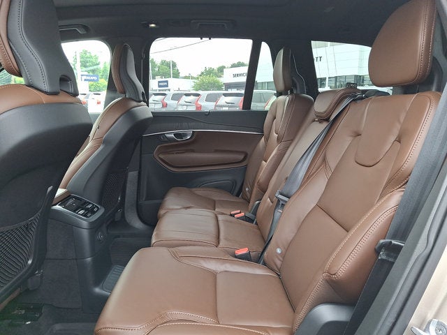 2024 Volvo XC90 Recharge Plug-In Hybrid Ultimate Bright Theme