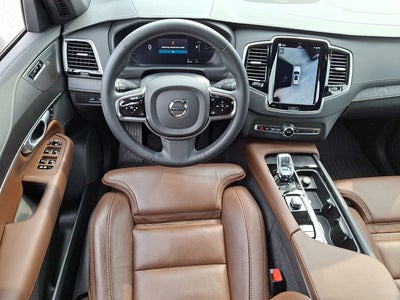 2024 Volvo XC90 Recharge Plug-In Hybrid Ultimate Bright Theme