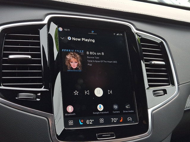 2024 Volvo XC90 Recharge Plug-In Hybrid Ultimate Bright Theme