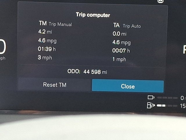 2024 Volvo XC90 Recharge Plug-In Hybrid Ultimate Bright Theme