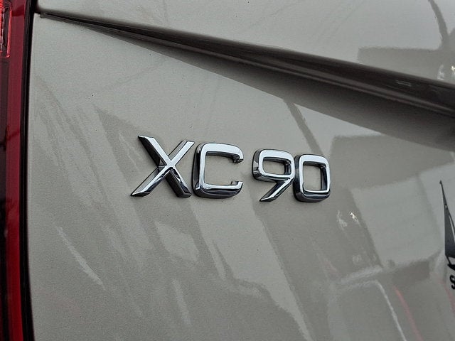 2024 Volvo XC90 Recharge Plug-In Hybrid Ultimate Bright Theme