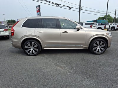 2024 Volvo XC90 Recharge Plug-In Hybrid Ultimate Bright Theme