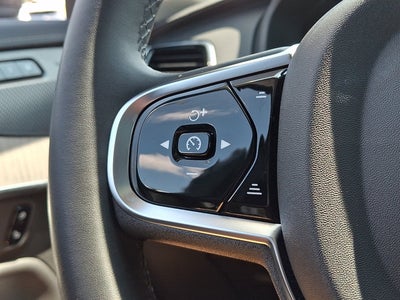 2024 Volvo XC90 Recharge Plug-In Hybrid Ultimate Bright Theme