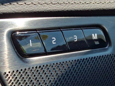 2024 Volvo XC90 Recharge Plug-In Hybrid Ultimate Bright Theme