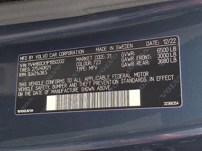 2023 Volvo XC90 Recharge Plug-In Hybrid Ultimate Dark Theme