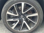 2023 Volvo XC90 Recharge Plug-In Hybrid Ultimate Dark Theme